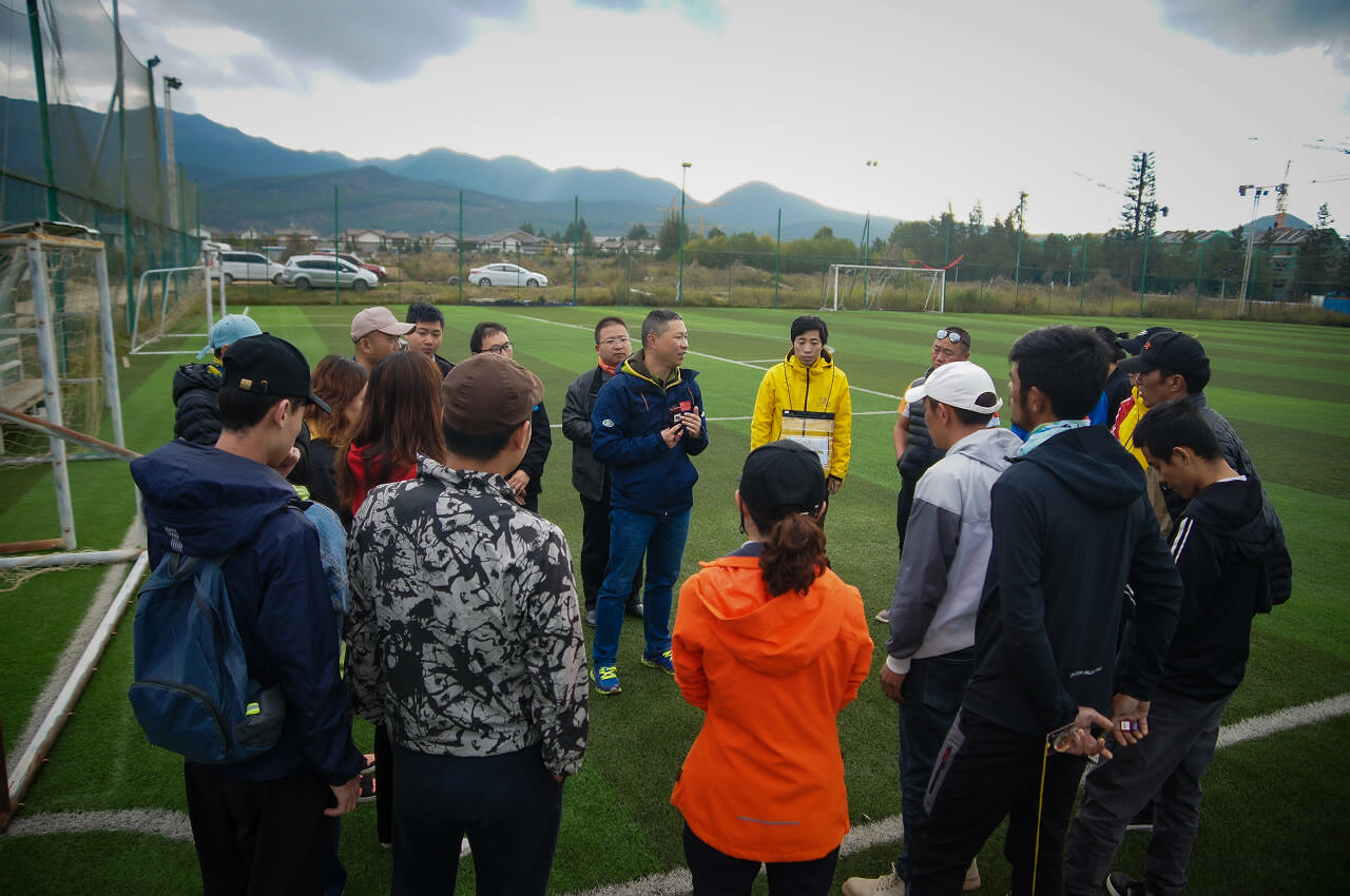 麗江定向戶外運(yùn)動協(xié)會古城尋寶拓展